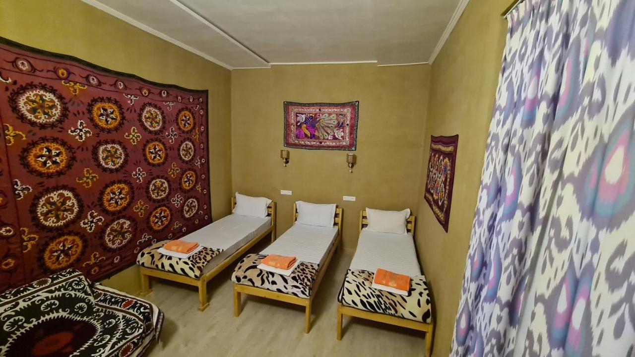 Azaliya Hostel Samarkand Exteriör bild