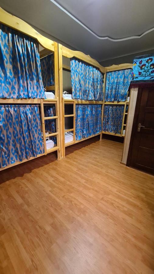 Azaliya Hostel Samarkand Exteriör bild