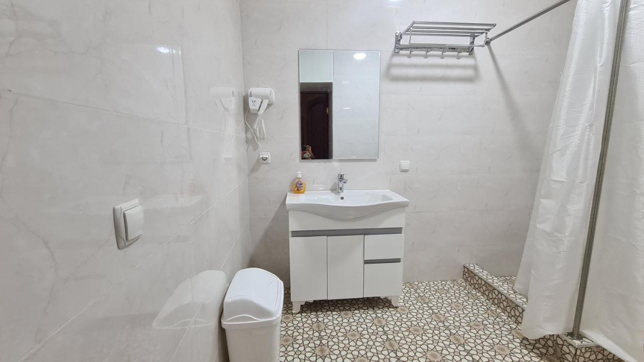Azaliya Hostel Samarkand Exteriör bild