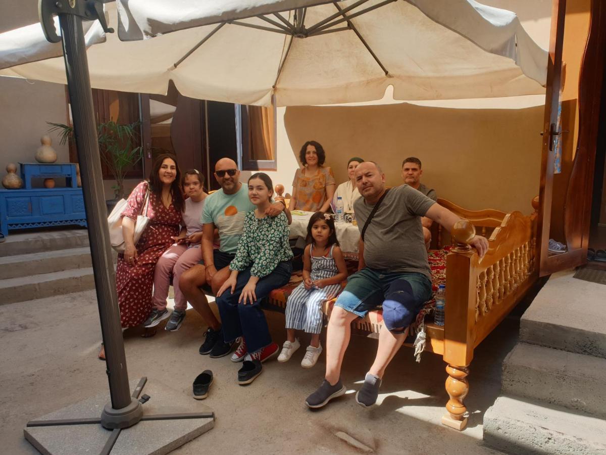 Azaliya Hostel Samarkand Exteriör bild