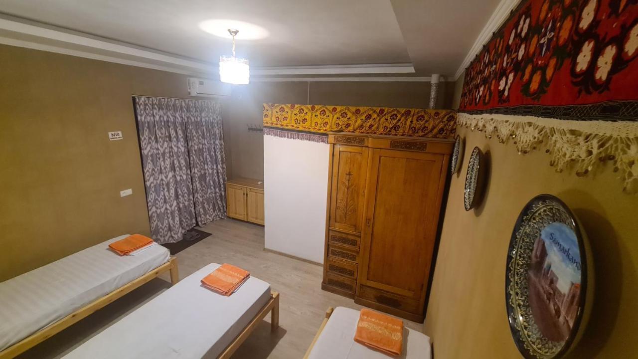 Azaliya Hostel Samarkand Exteriör bild