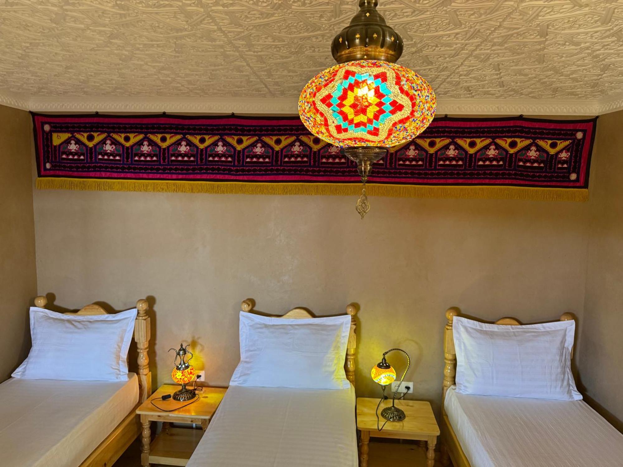 Azaliya Hostel Samarkand Exteriör bild